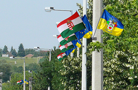 községi zászlók